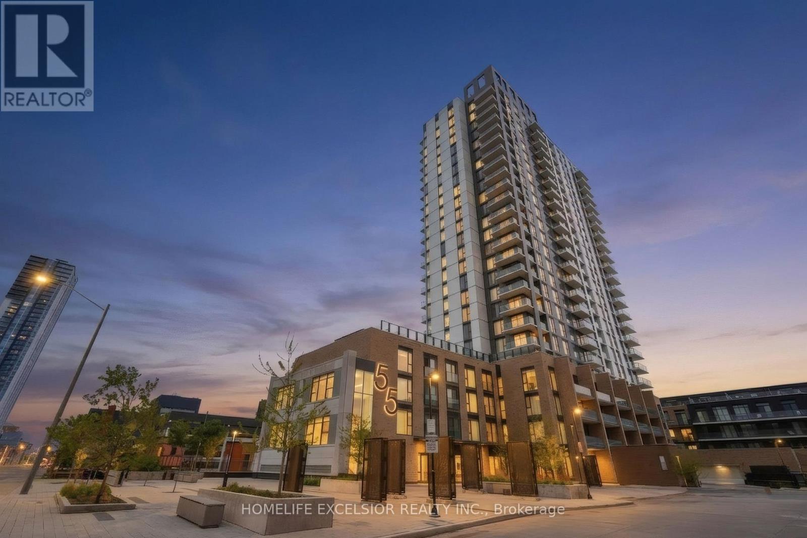 1002 - 55 Duke Street W, Kitchener, Ontario  N2H 0C9 - Photo 3 - X13173064