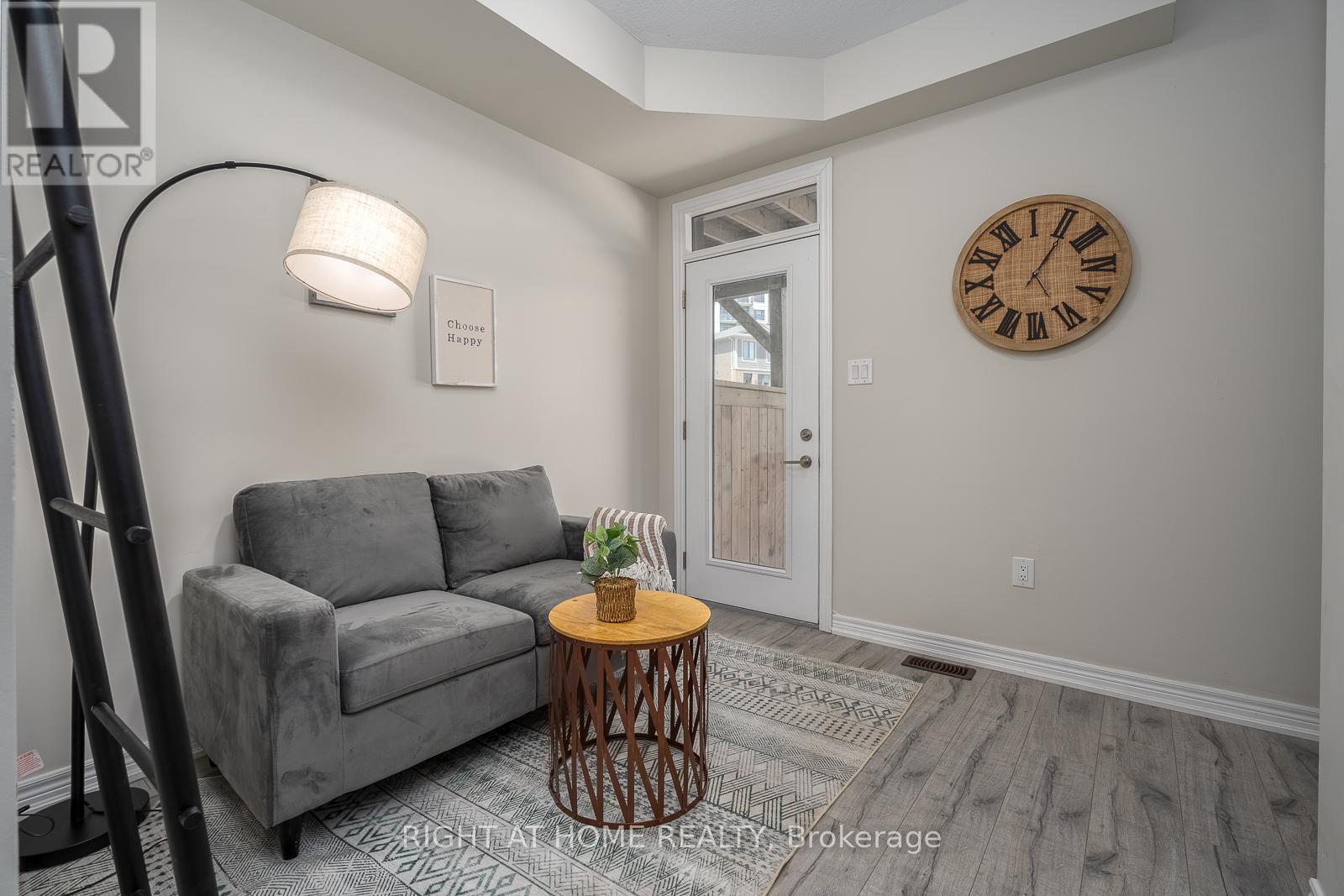 112 Hollywood Court, Cambridge, Ontario  N1R 8K8 - Photo 4 - X13173136