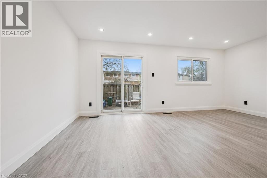 900 Central Park Drive Unit# 49, Brampton, Ontario  L6S 3J6 - Photo 10 - 40833517