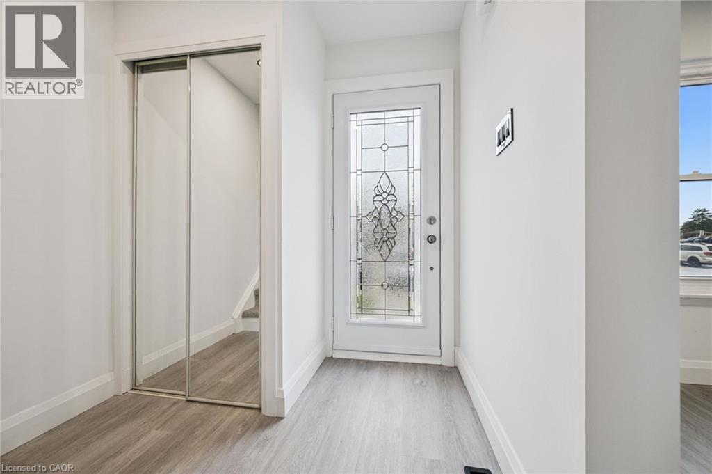 900 Central Park Drive Unit# 49, Brampton, Ontario  L6S 3J6 - Photo 3 - 40833517