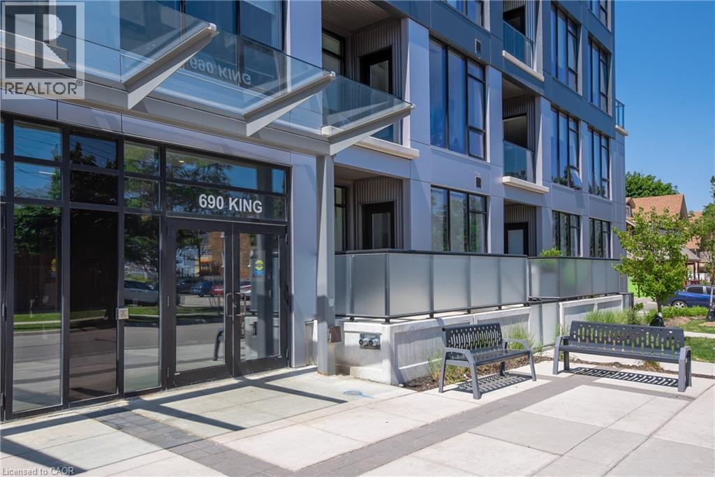 690 King Street W Unit# 610, Kitchener, Ontario  N2H 5L8 - Photo 2 - 40833243