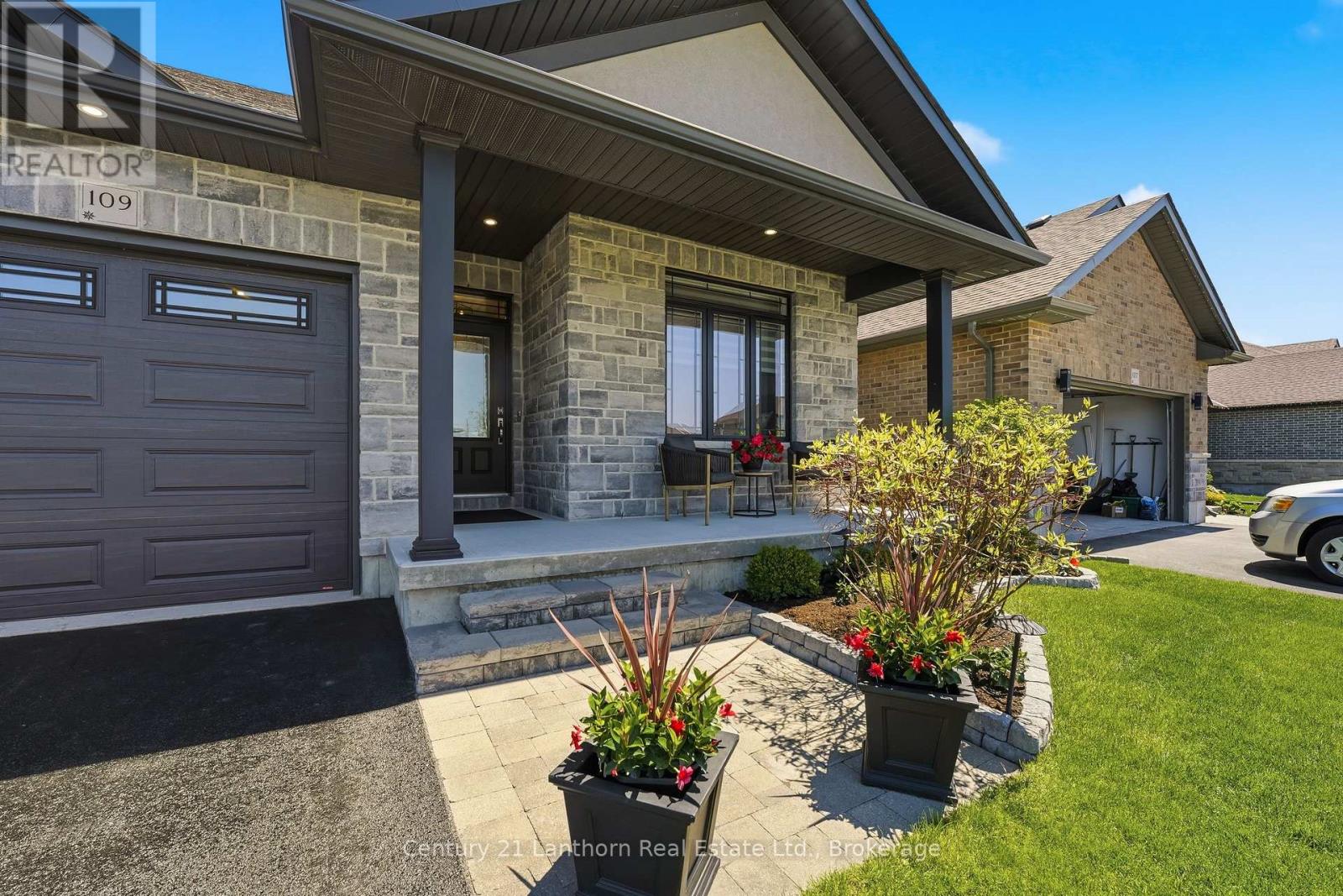 109 Hampton Ridge Drive, Belleville, Ontario  K8N 0E6 - Photo 3 - X13173242