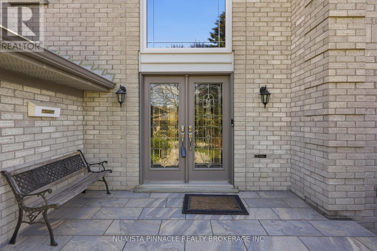 532 Rosecliffe Terrace, London South, Ontario  N6K 4H6 - Photo 4 - X13173212