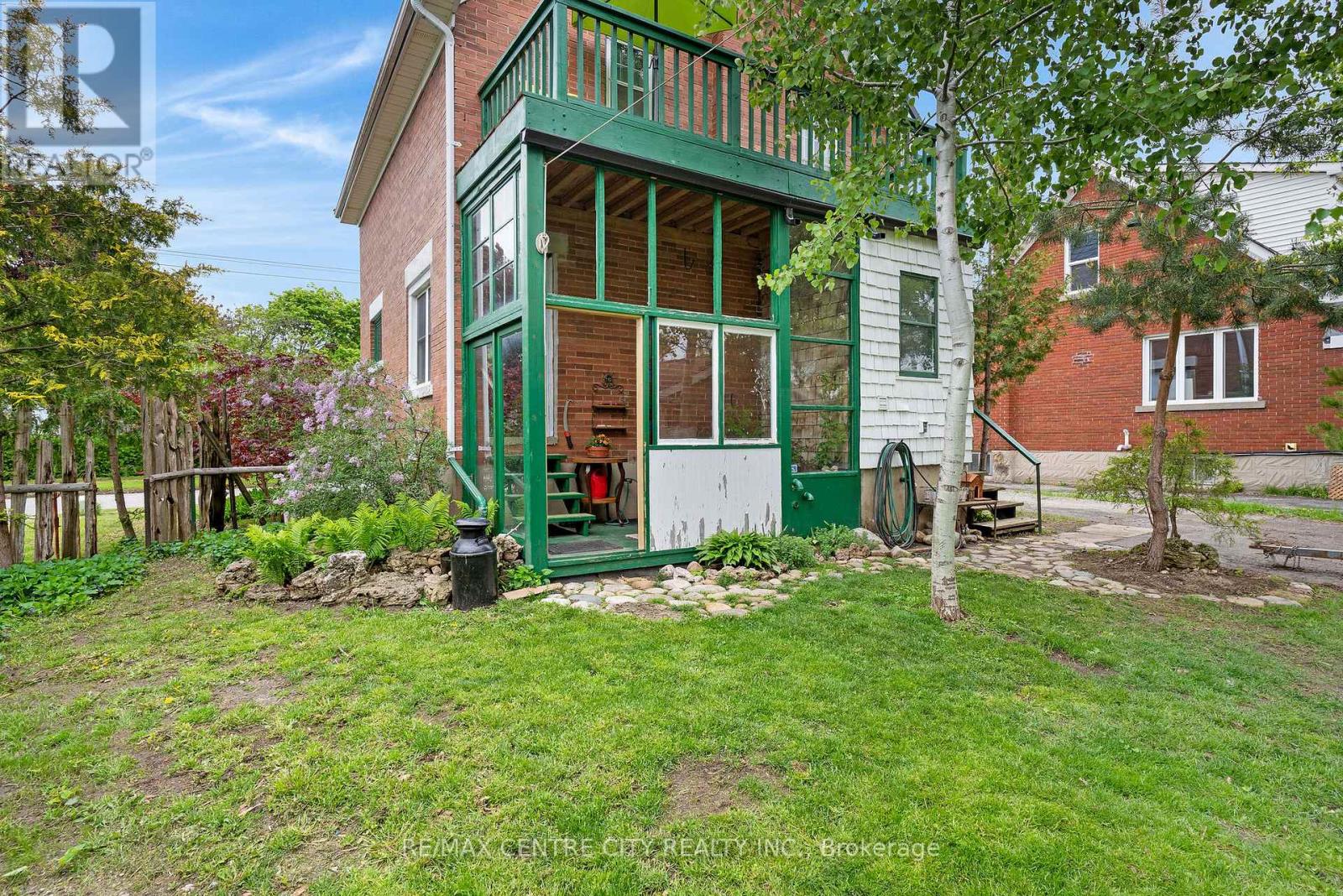 339 Greenfield Avenue, Kitchener, Ontario  N2C 1E2 - Photo 39 - X13173220