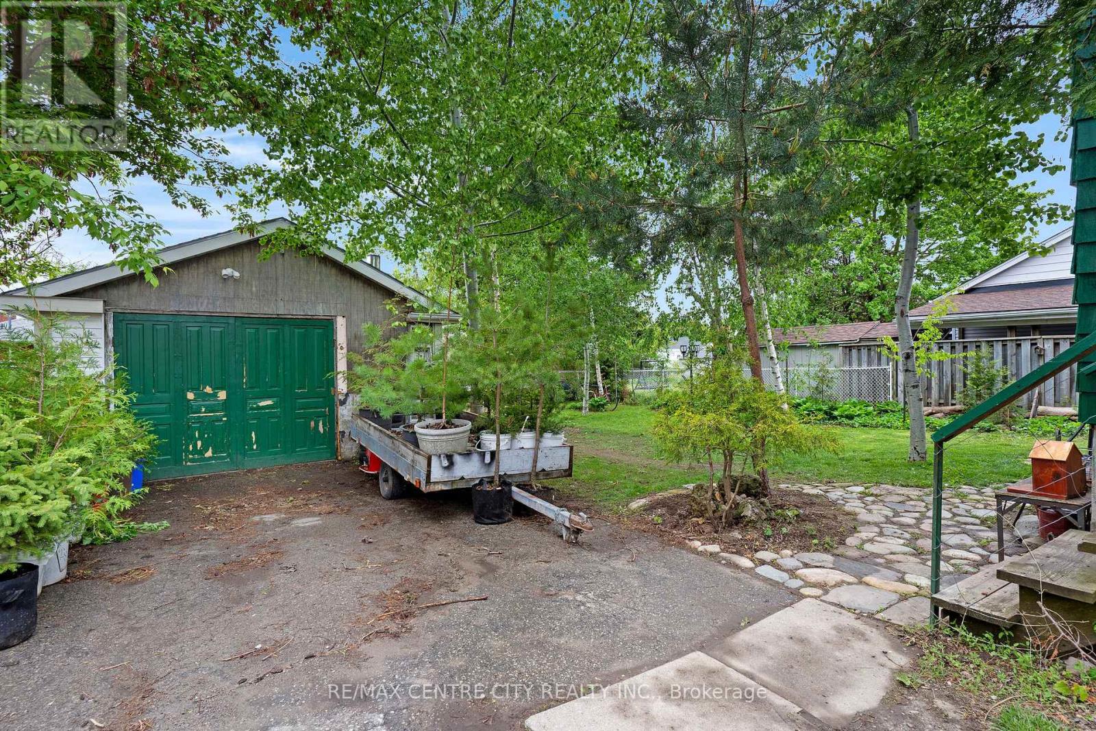 339 Greenfield Avenue, Kitchener, Ontario  N2C 1E2 - Photo 41 - X13173220
