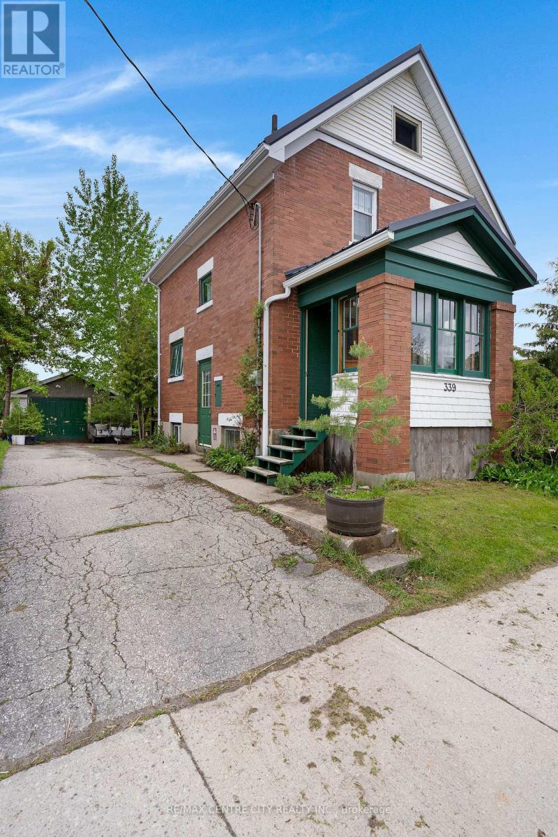 339 Greenfield Avenue, Kitchener, Ontario  N2C 1E2 - Photo 43 - X13173220