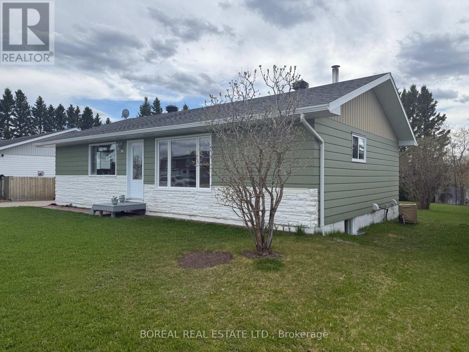 423 Fourteenth Avenue, Cochrane, Ontario  P0L 1C0 - Photo 3 - T13173208