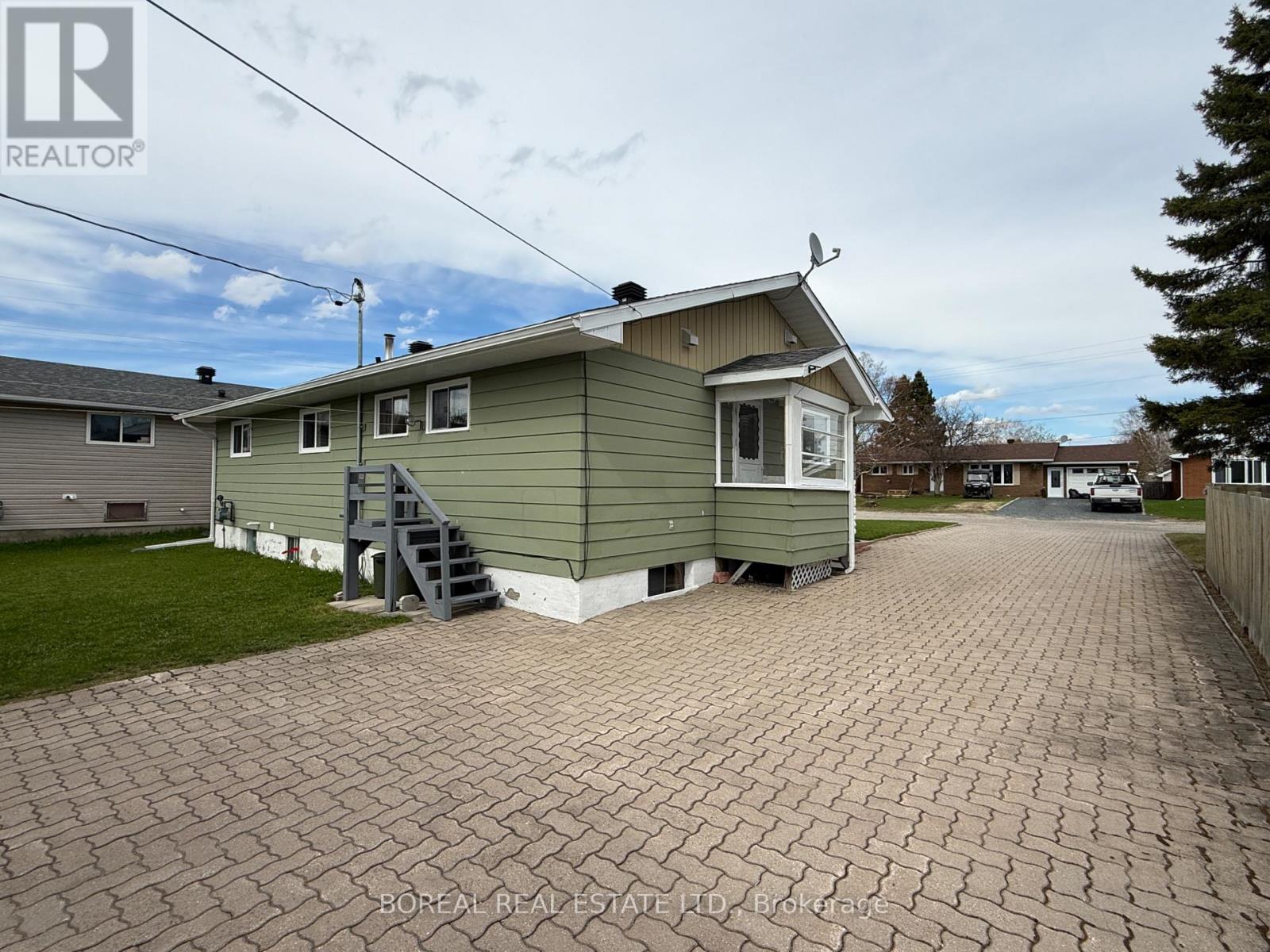 423 Fourteenth Avenue, Cochrane, Ontario  P0L 1C0 - Photo 5 - T13173208