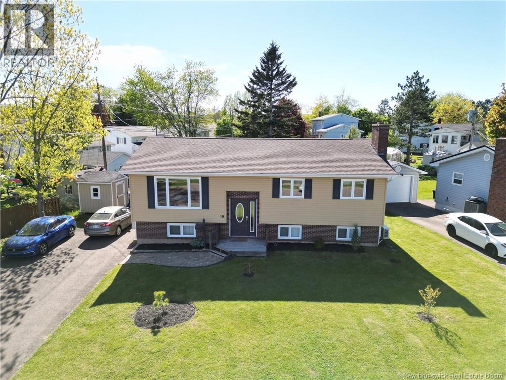 10 Hopper Street, Moncton, New Brunswick  E1C 8Y5 - Photo 2 - NB140329