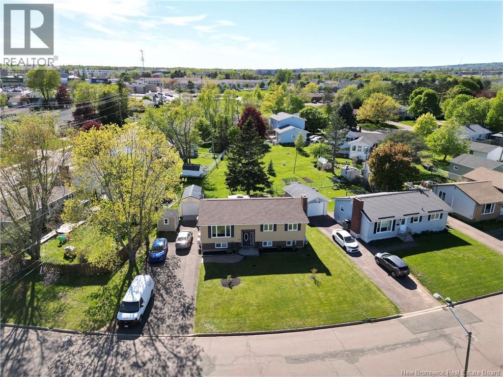 10 Hopper Street, Moncton, New Brunswick  E1C 8Y5 - Photo 3 - NB140329