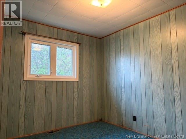 1091 James Street, Bathurst, New Brunswick  E2A 4L3 - Photo 10 - NB140036