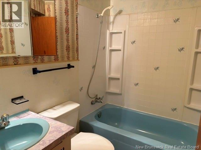 1091 James Street, Bathurst, New Brunswick  E2A 4L3 - Photo 16 - NB140036