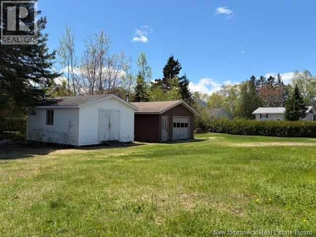 1091 James Street, Bathurst, New Brunswick  E2A 4L3 - Photo 4 - NB140036