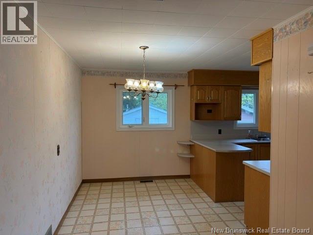 1091 James Street, Bathurst, New Brunswick  E2A 4L3 - Photo 8 - NB140036