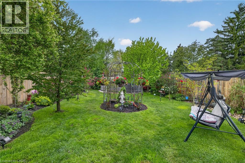 7 Windermere Court, Guelph, Ontario  N1E 3L3 - Photo 34 - 40833294