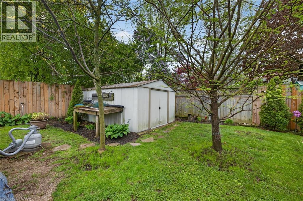 7 Windermere Court, Guelph, Ontario  N1E 3L3 - Photo 38 - 40833294