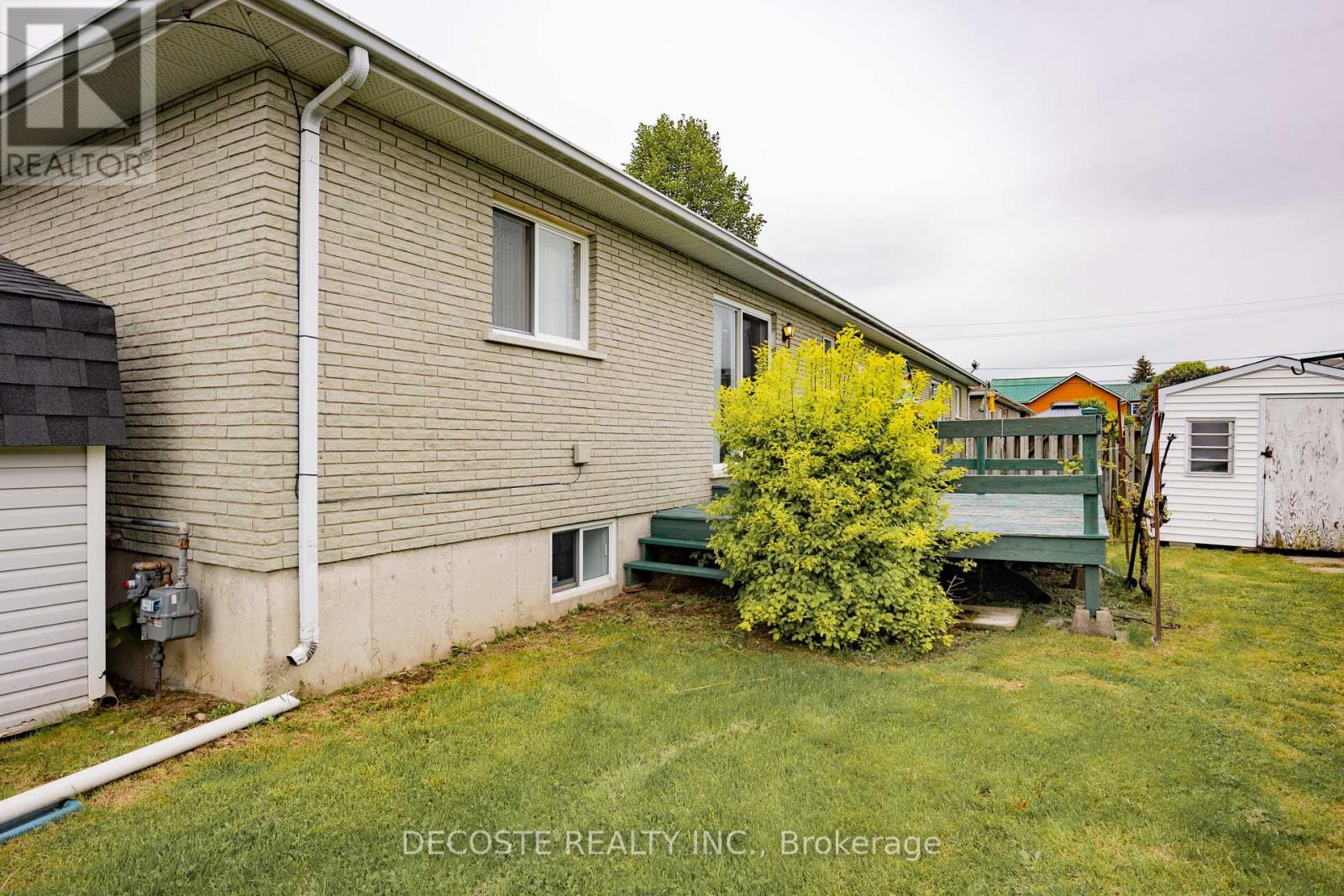 51 Sandfield Avenue N, North Glengarry, Ontario  K0C 1A0 - Photo 2 - X13173180