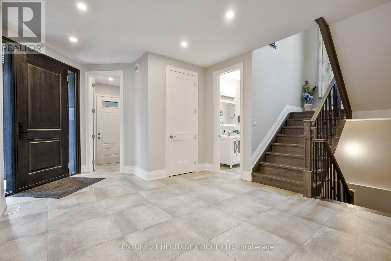 1894 Simcoe Road, Innisfil, Ontario  L9S 4N4 - Photo 4 - N13117772