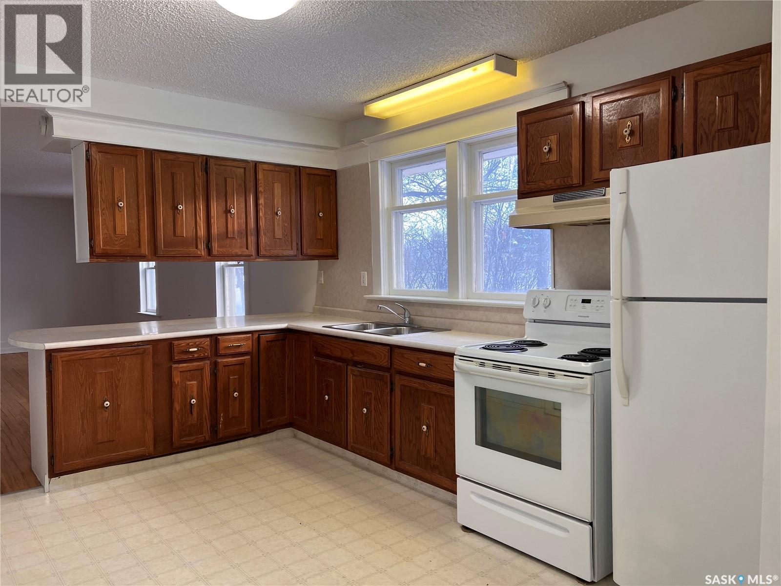 215 7th Street E, Wynyard, Saskatchewan  S0A 4T0 - Photo 5 - SK037119