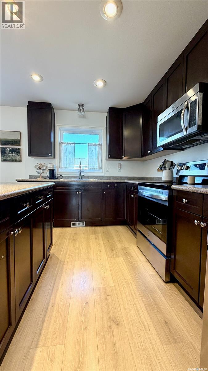 230 Veltkamp Lane, Saskatoon, Saskatchewan  S7T 0S1 - Photo 12 - SK036970