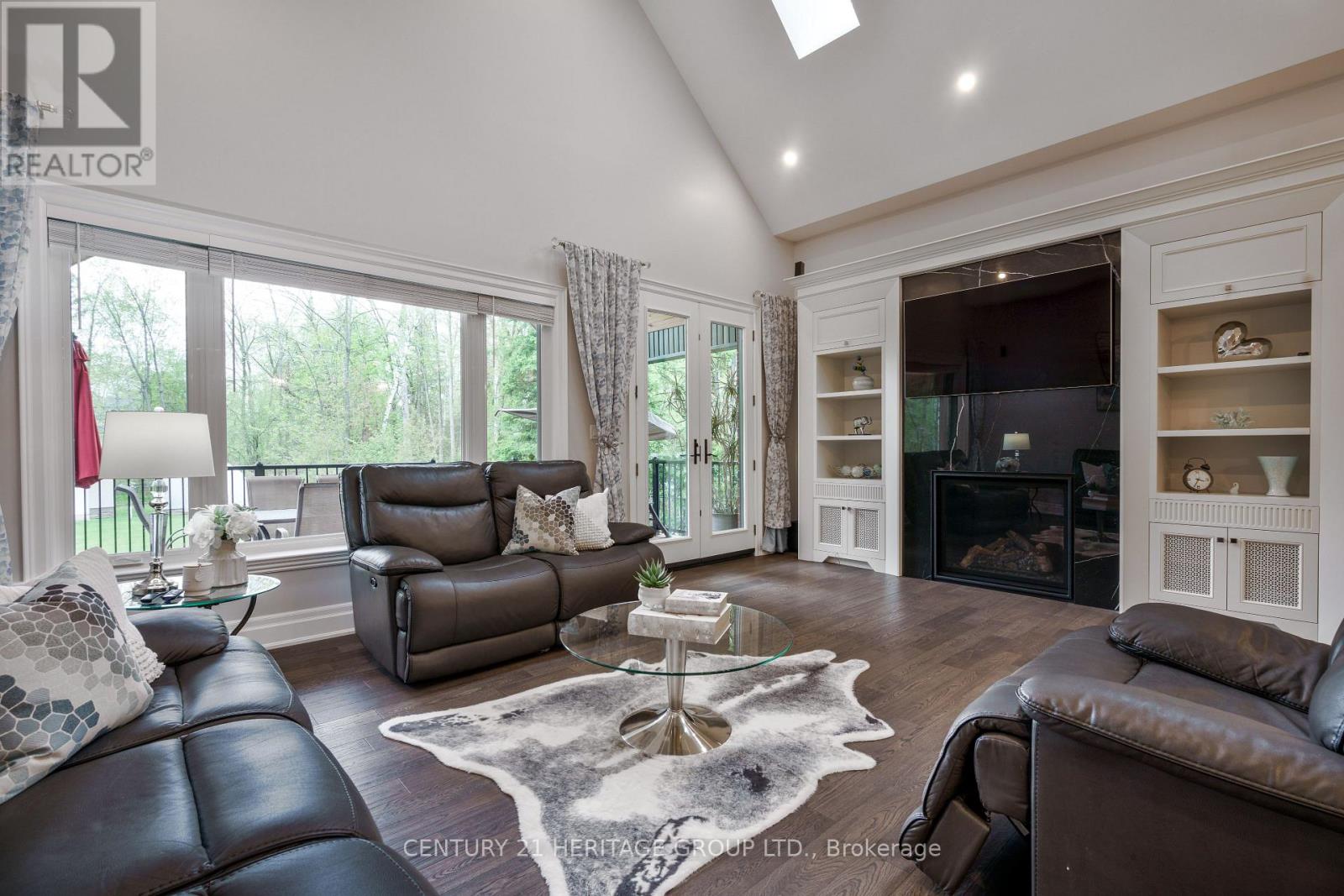 1894 Simcoe Road, Innisfil, Ontario  L9S 4N4 - Photo 3 - N13117772