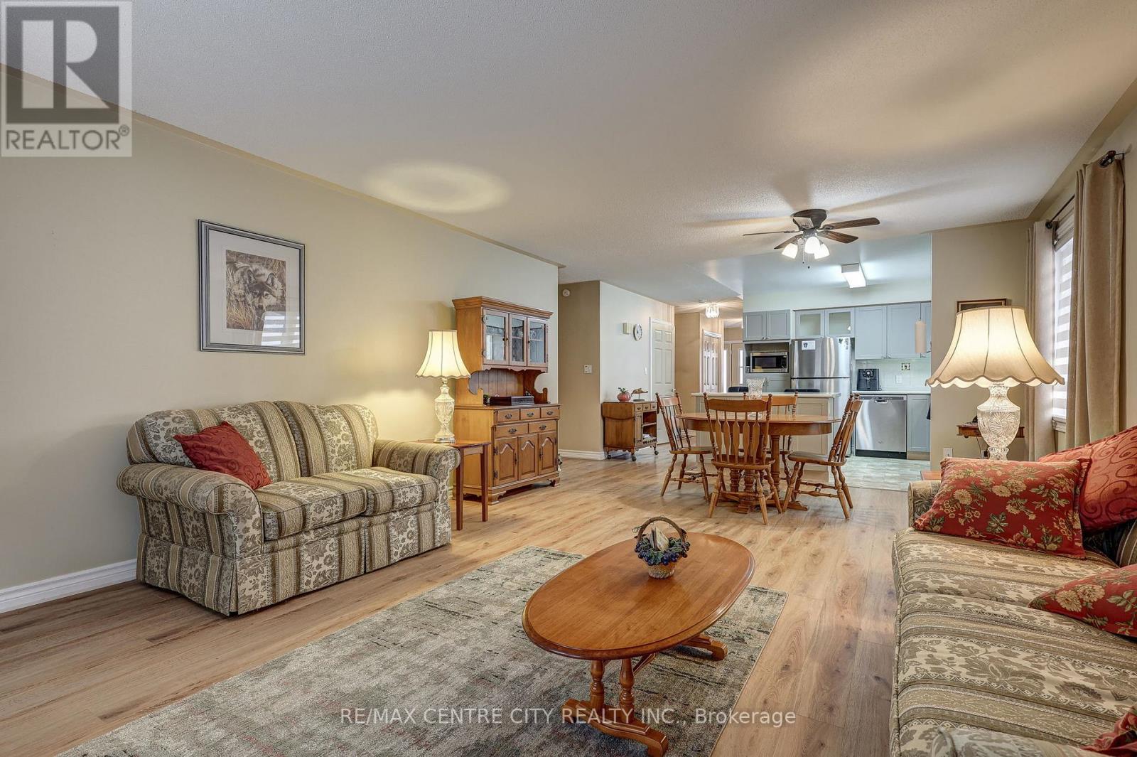 19 Brasher Drive, Tillsonburg, Ontario  N4G 5T2 - Photo 8 - X12885674