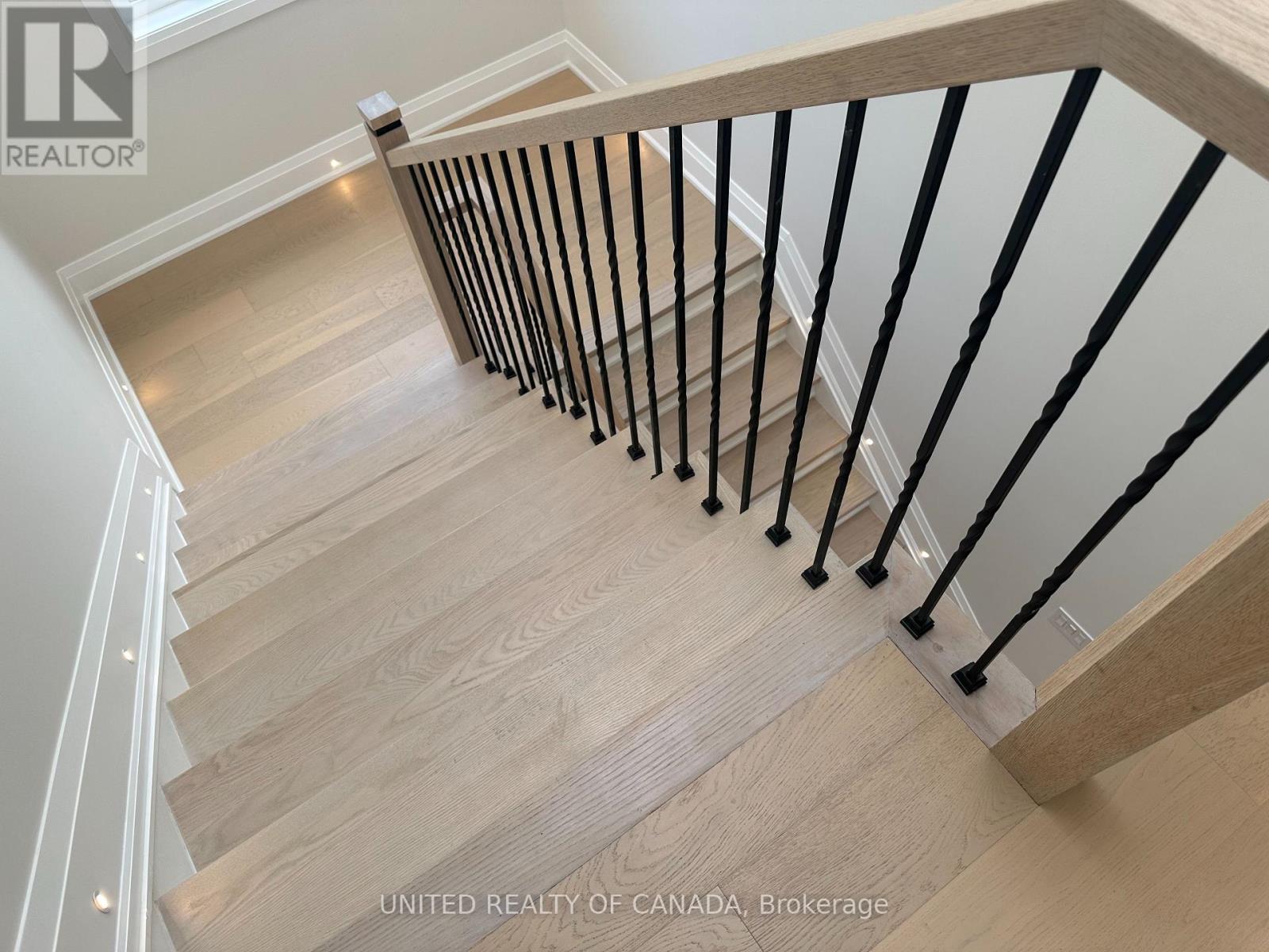 5 Cedar Crescent, Aurora, Ontario  L4G 3J7 - Photo 15 - N13173210