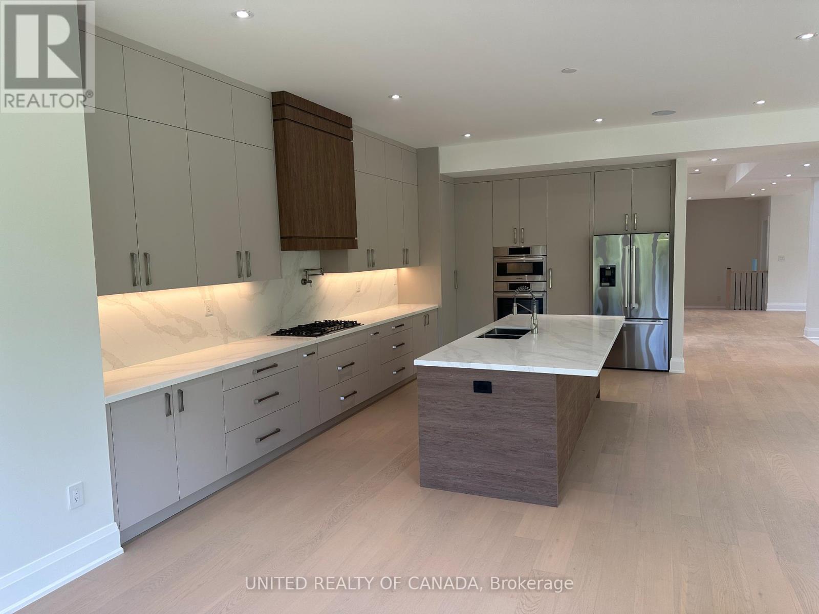 5 Cedar Crescent, Aurora, Ontario  L4G 3J7 - Photo 8 - N13173210