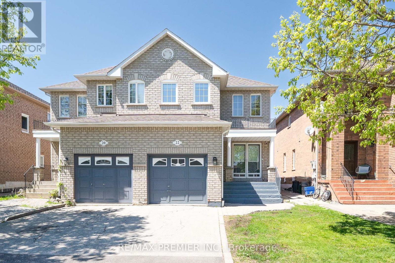 22 LAURA SABRINA DRIVE, Vaughan, Ontario