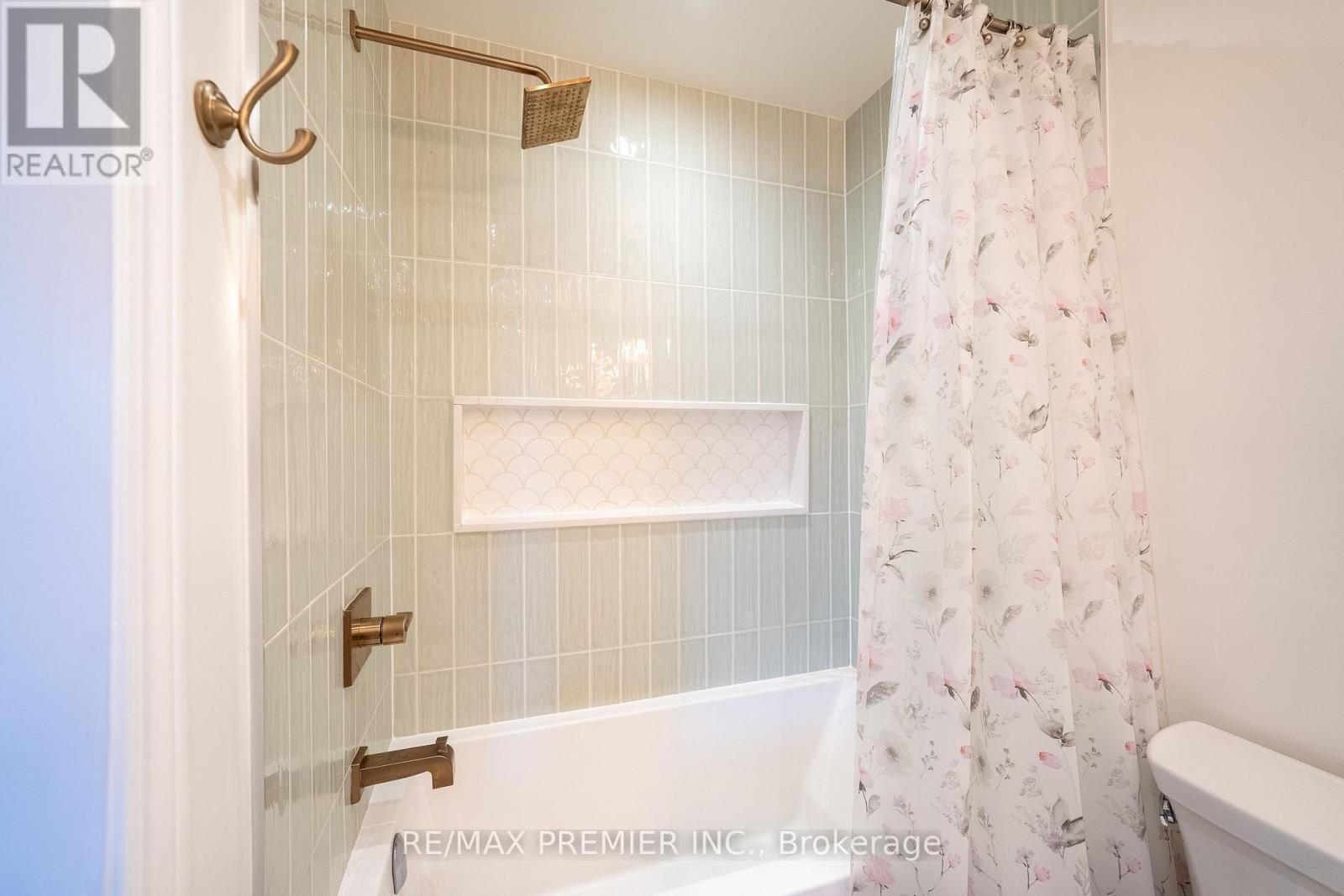 22 Laura Sabrina Drive, Vaughan, Ontario  L4H 1M6 - Photo 19 - N13173246