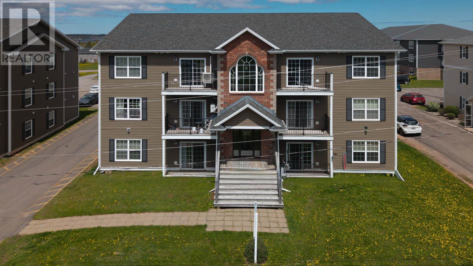 304 67 Ducks Landing, Stratford, Prince Edward Island  C1B 0L3 - Photo 1 - 202612131