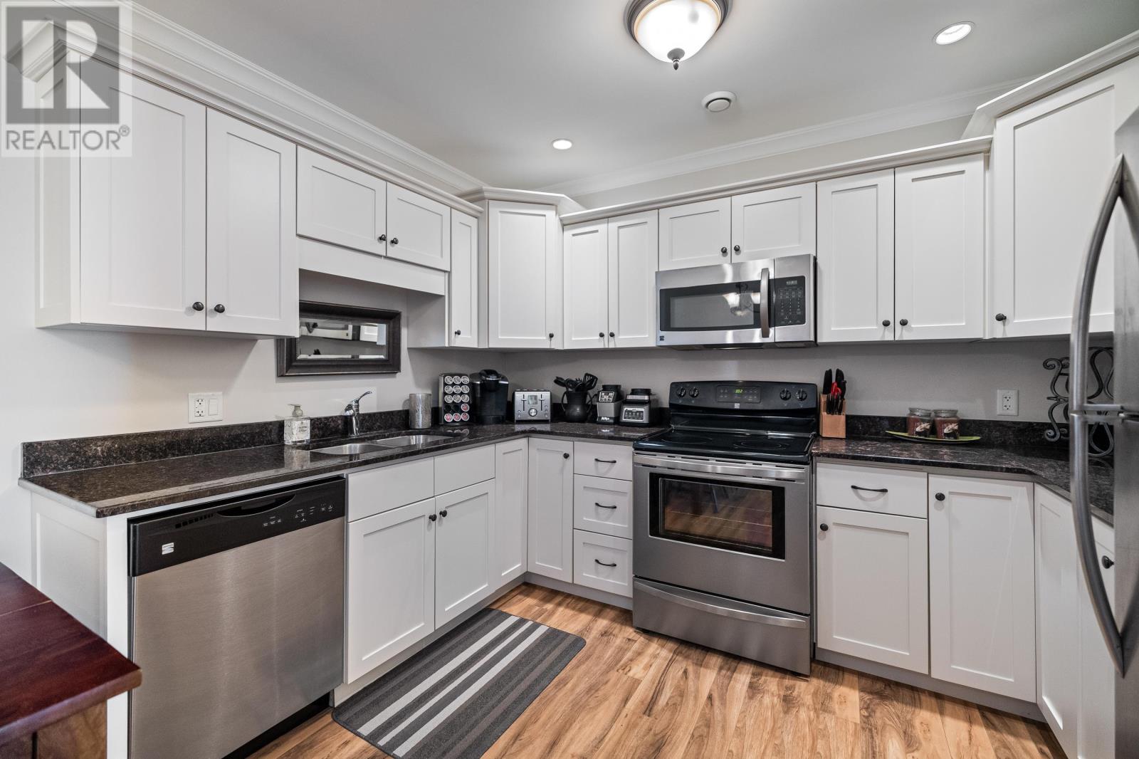 304 67 Ducks Landing, Stratford, Prince Edward Island  C1B 0L3 - Photo 12 - 202612131