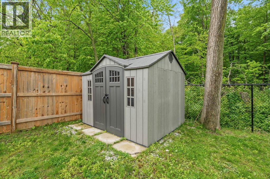 3534 Mia Lane, Plympton-Wyoming photo 8