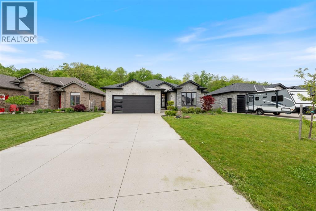 3534 Mia Lane, Plympton-Wyoming photo 3
