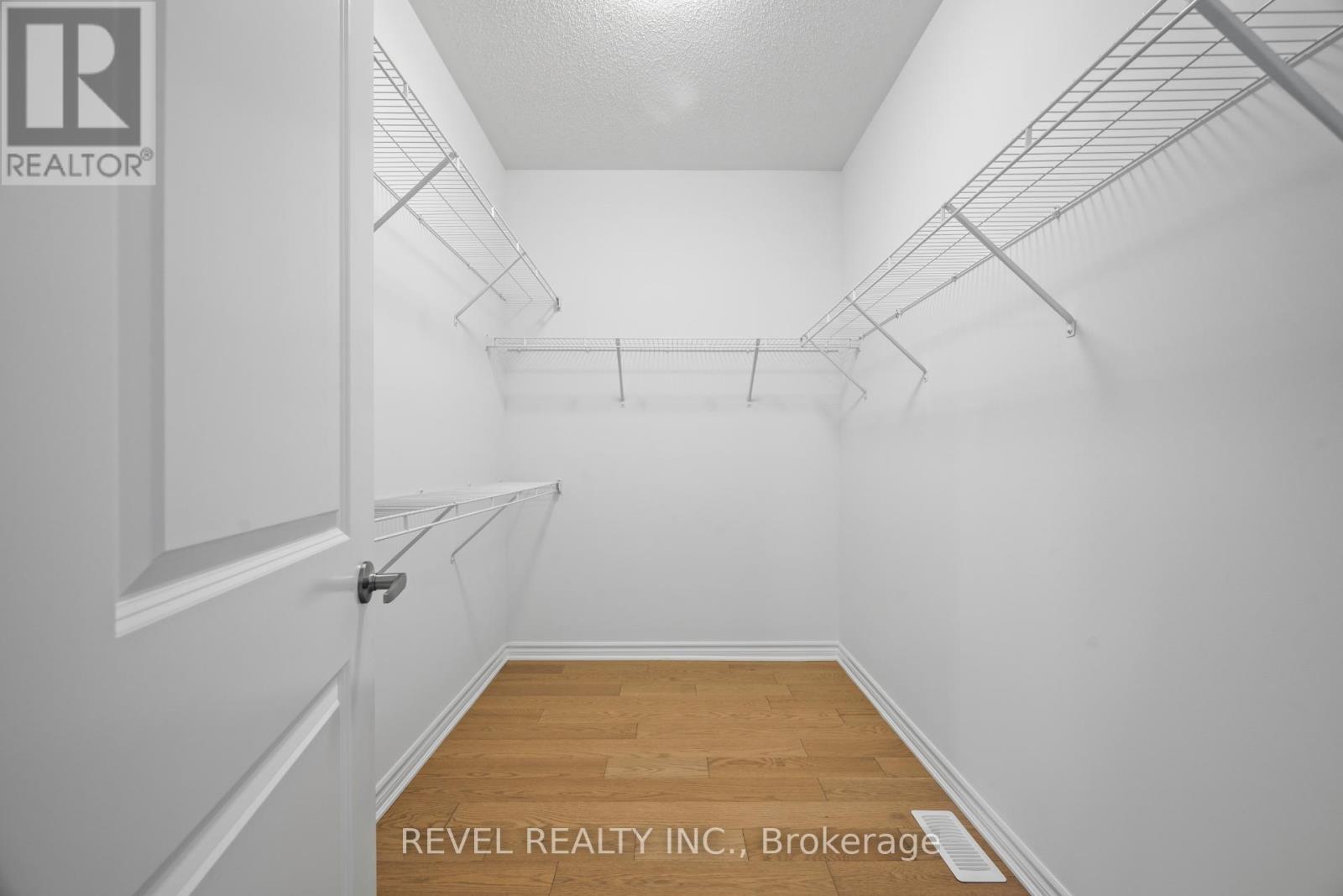 1313 Farrell Court, Milton, Ontario  L9E 2G7 - Photo 21 - W13173188