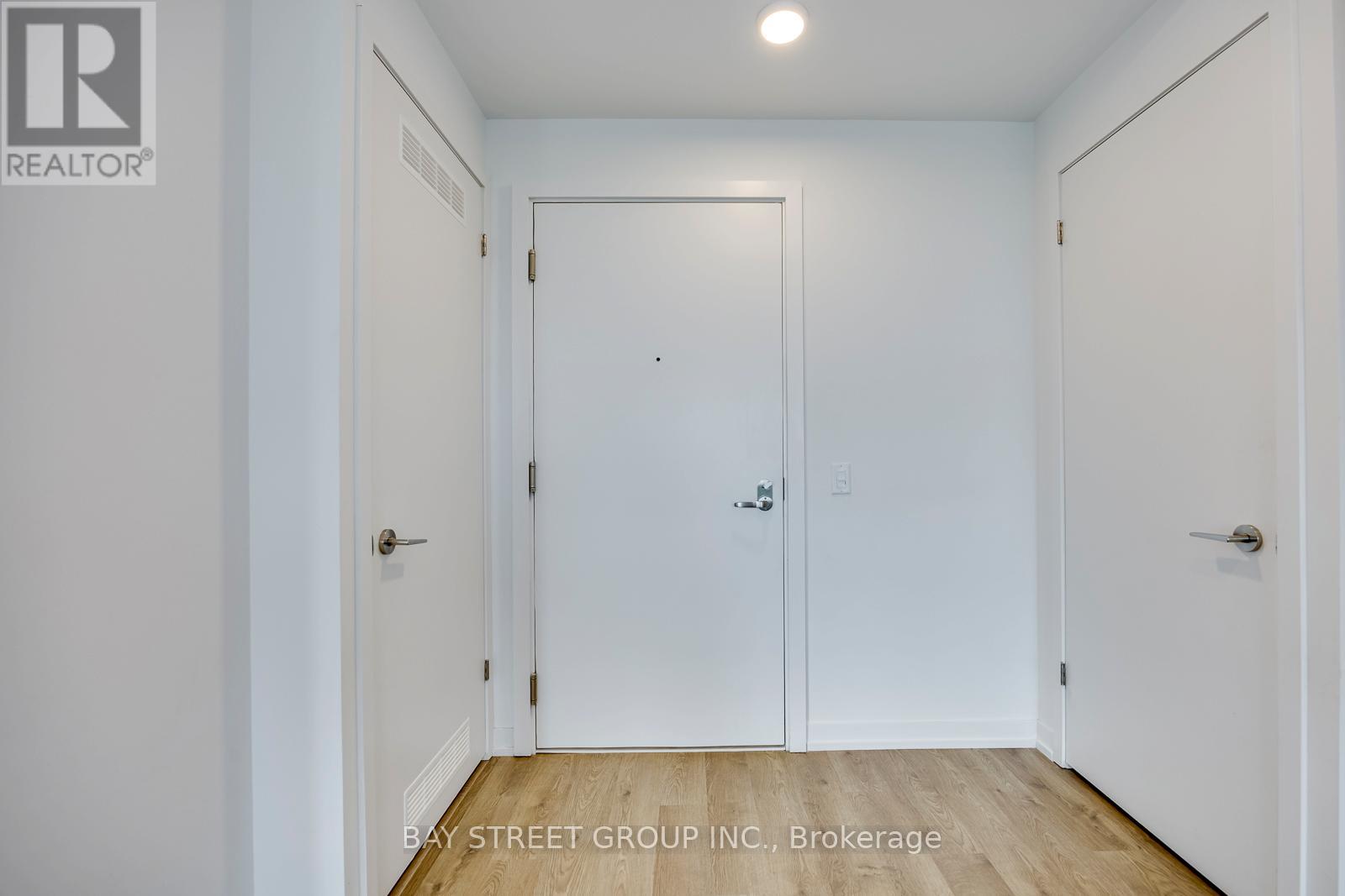 510 - 251 Masonry Way, Mississauga, Ontario L5H 0B3 - Photo 6 - W13173206