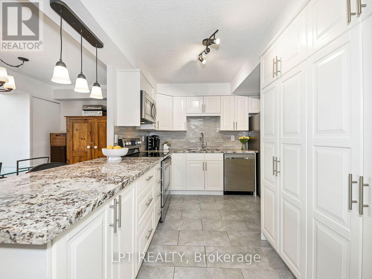 534 - 1300 Marlborough Court, Oakville, Ontario  L6H 2S2 - Photo 5 - W13173226