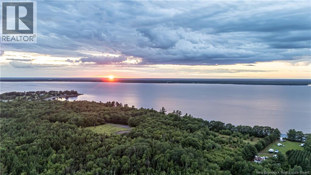 5 The Bluff, Whites Cove, New Brunswick