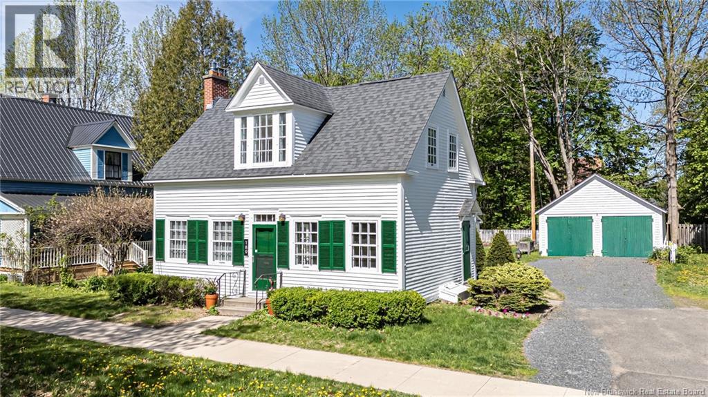189 University Avenue, Fredericton, New Brunswick