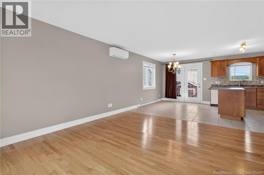 29 Falcon Drive, Moncton, New Brunswick  E1G 0H8 - Photo 5 - NB140205