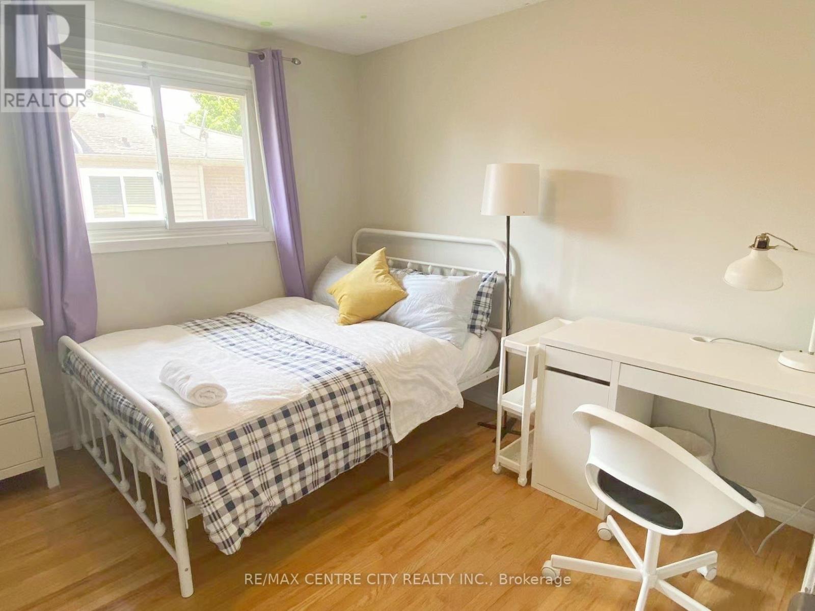 116 Paperbirch Crescent, London North, Ontario  N6G 1L7 - Photo 5 - X13144888