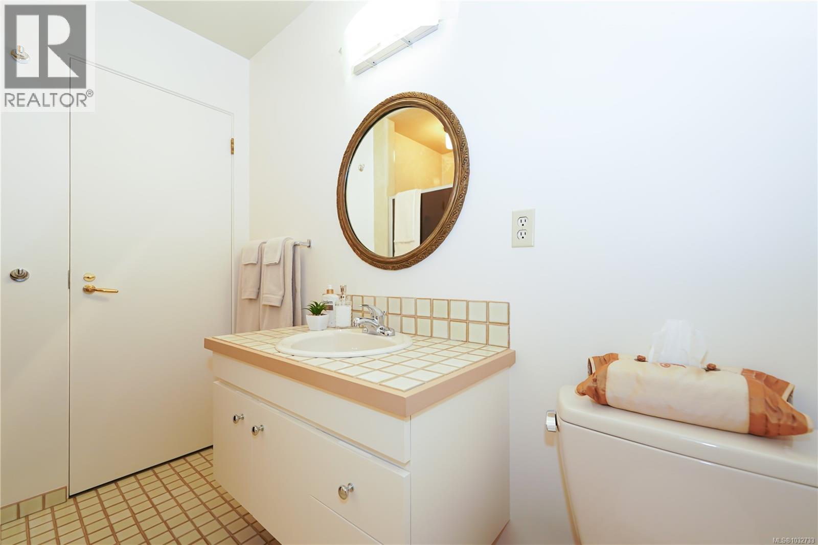 1711 Patly Pl, Victoria, British Columbia  V8S 5J5 - Photo 66 - 1032733