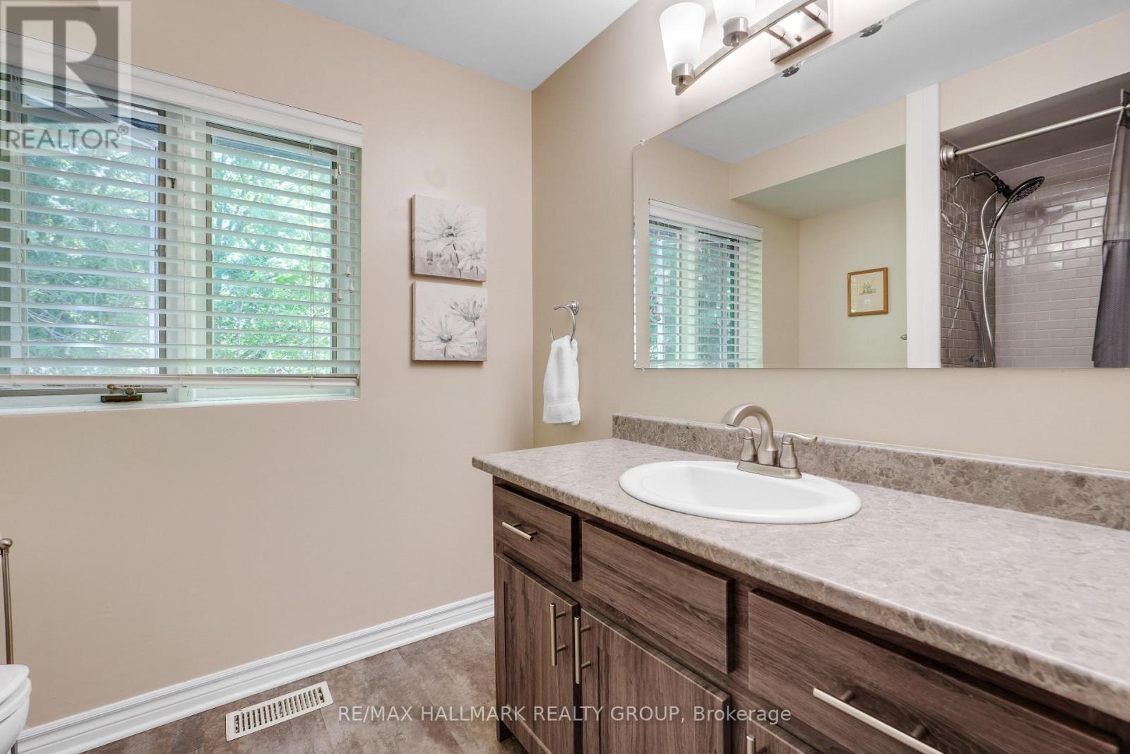 10 Coxford Street, Ottawa, Ontario  K1J 6J6 - Photo 22 - X13173292