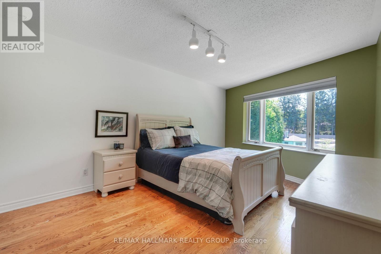 10 Coxford Street, Ottawa, Ontario  K1J 6J6 - Photo 23 - X13173292