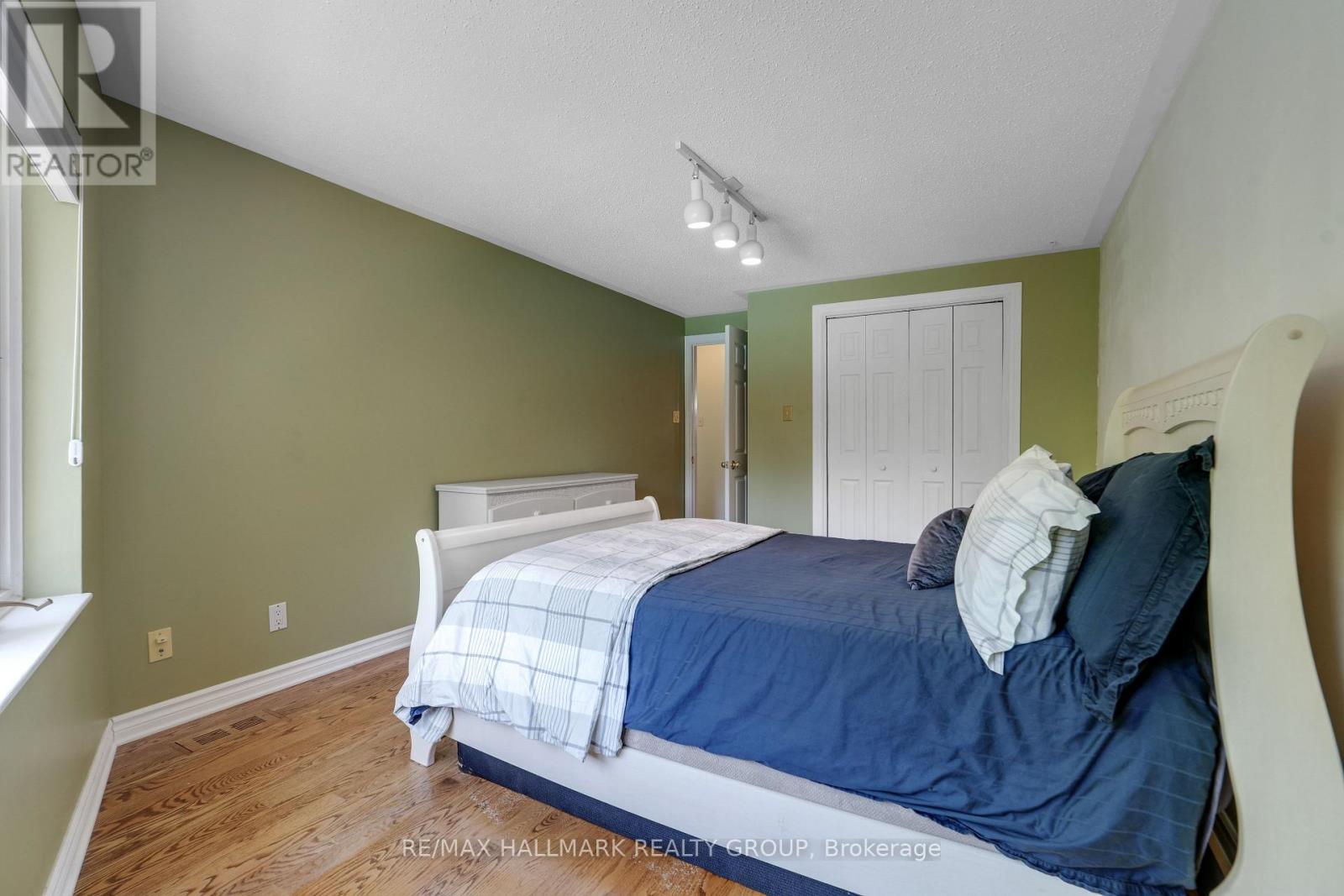 10 Coxford Street, Ottawa, Ontario  K1J 6J6 - Photo 24 - X13173292
