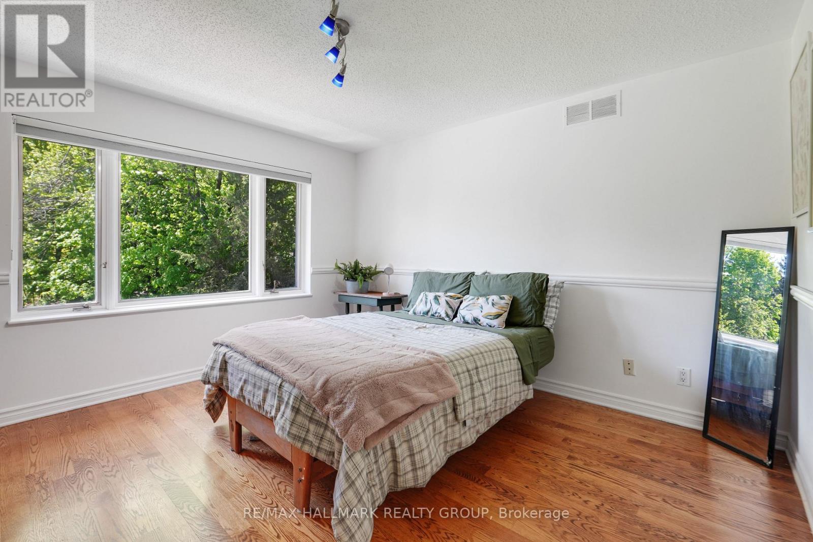 10 Coxford Street, Ottawa, Ontario  K1J 6J6 - Photo 27 - X13173292