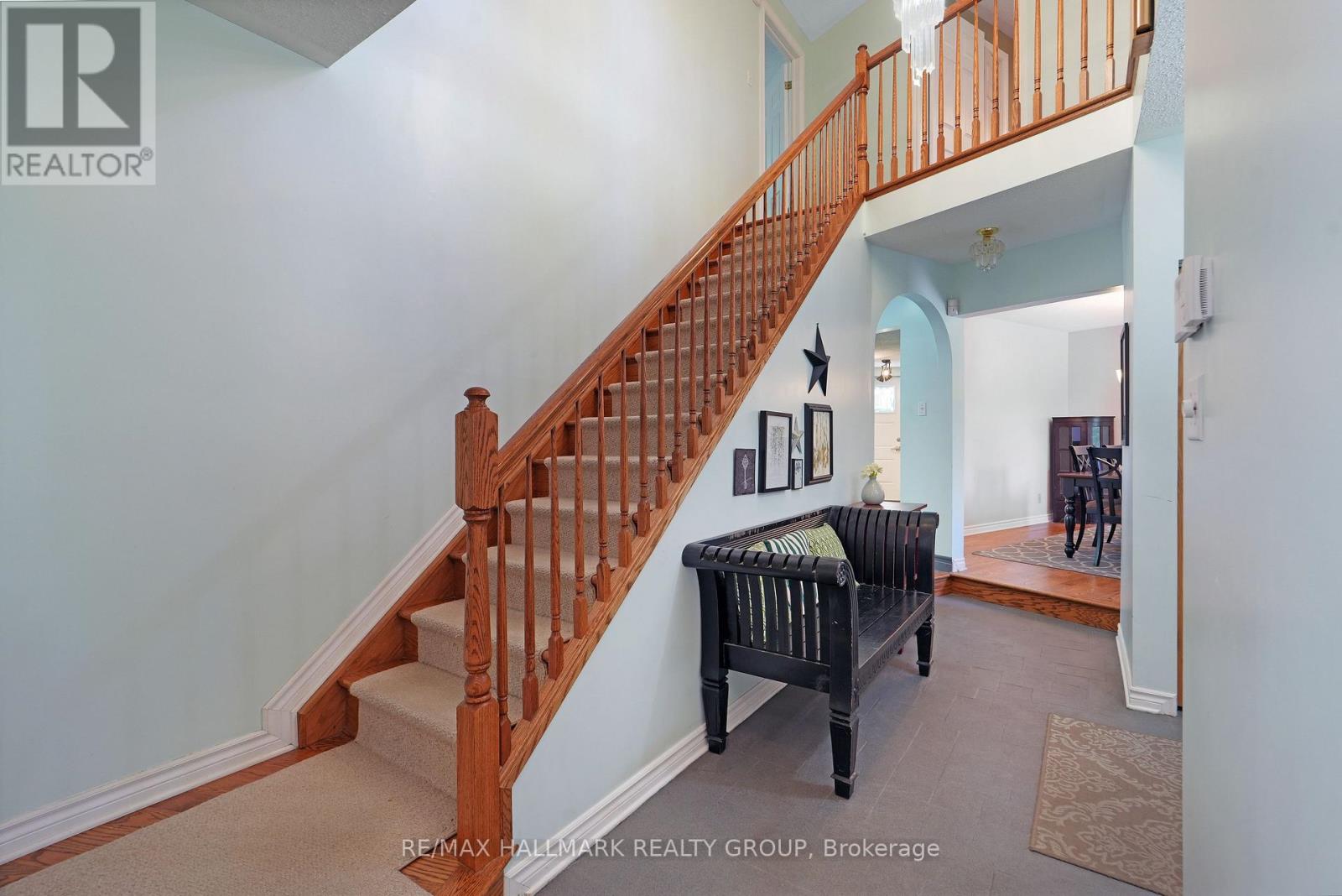 10 Coxford Street, Ottawa, Ontario  K1J 6J6 - Photo 3 - X13173292