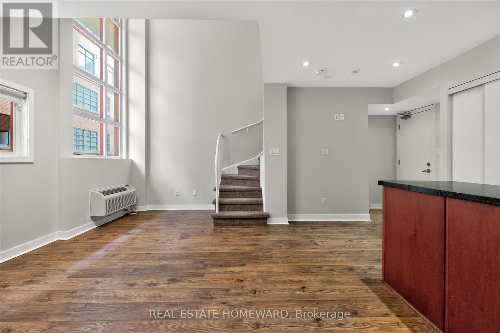 115 - 21 Earl Street, Toronto, Ontario  M4Y 3C8 - Photo 3 - C13173300
