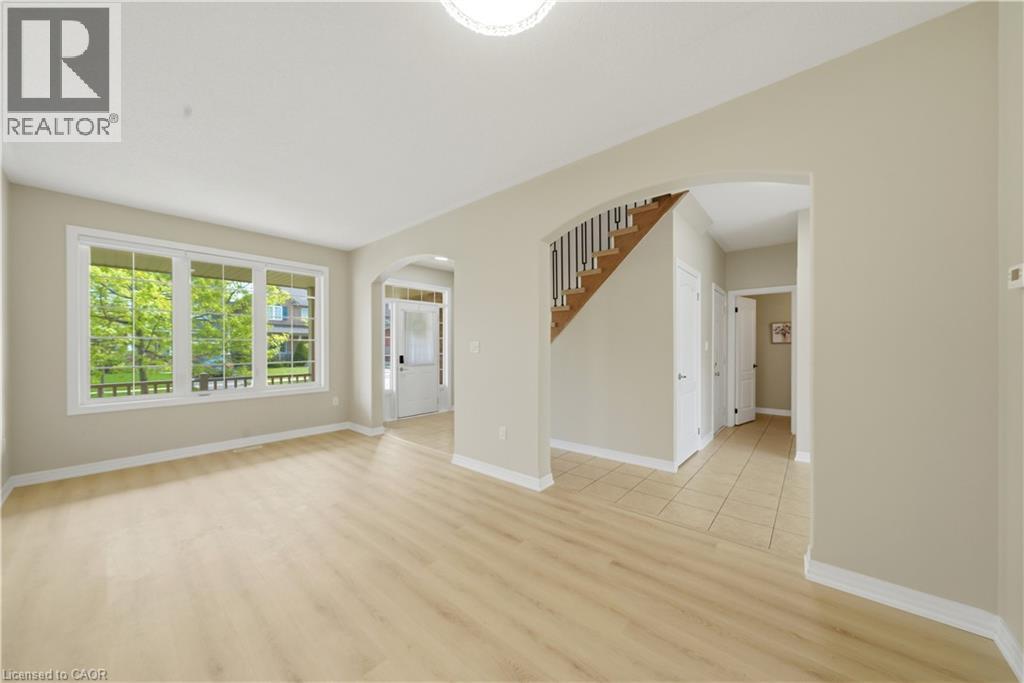148 Montreal Circle, Stoney Creek, Ontario  L8E 0C8 - Photo 7 - 40833170
