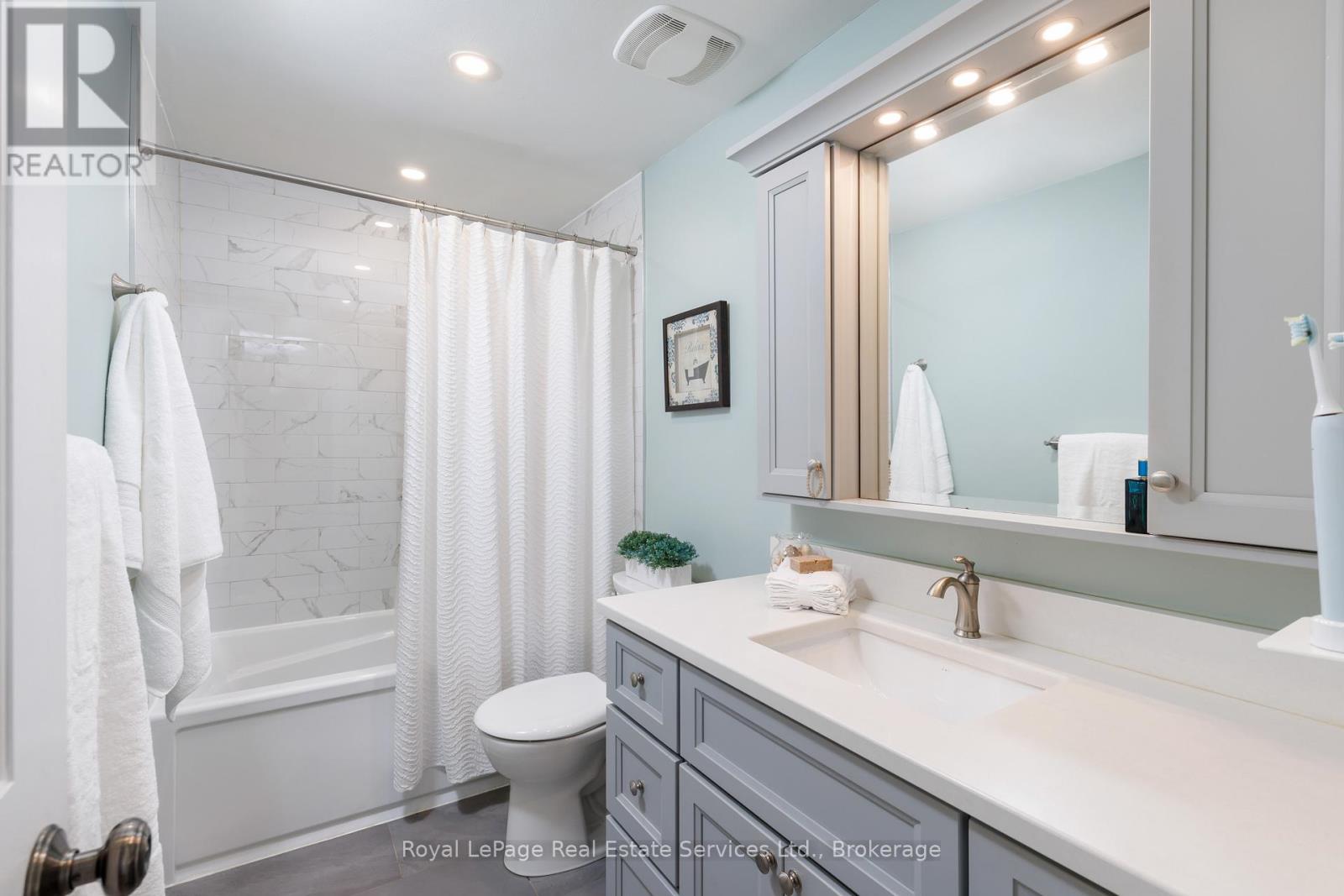 117 Chalmers Street, Oakville, Ontario  L6L 5P2 - Photo 26 - W13168514